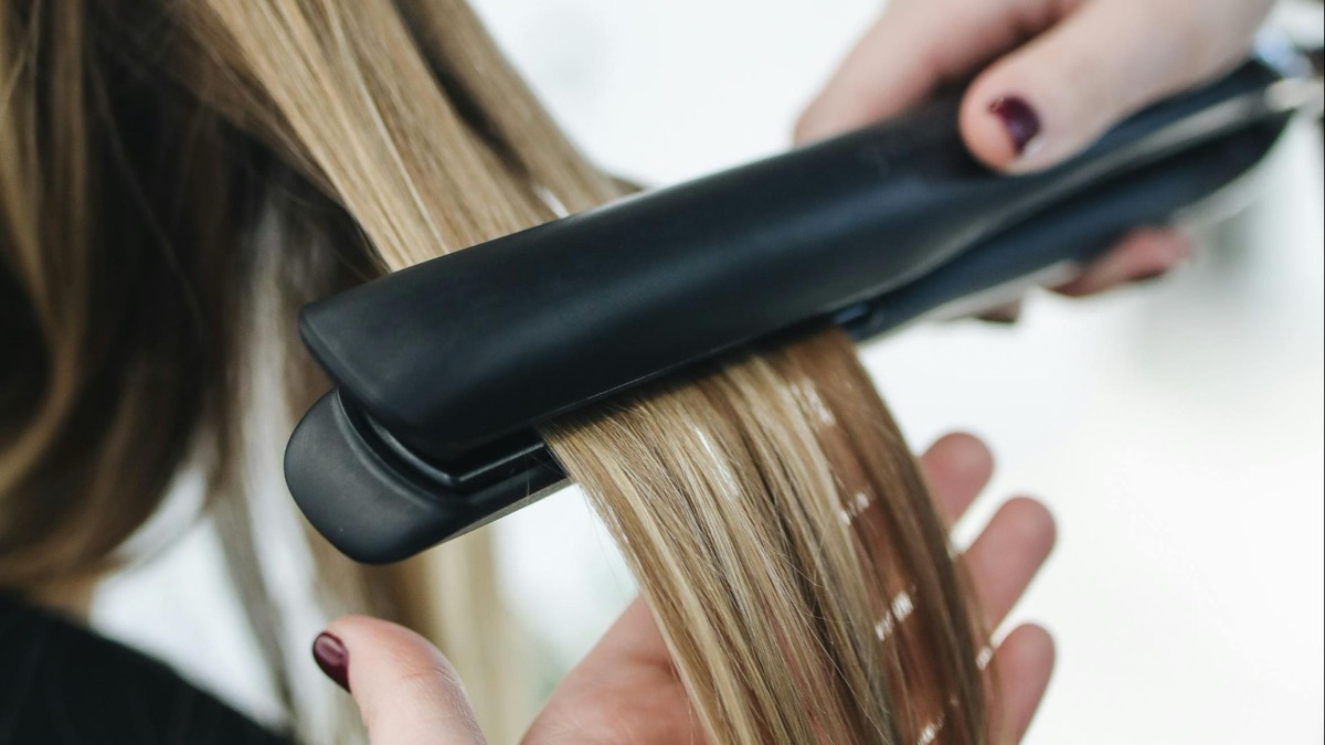 5 Reasons Your Hair Is Thinning