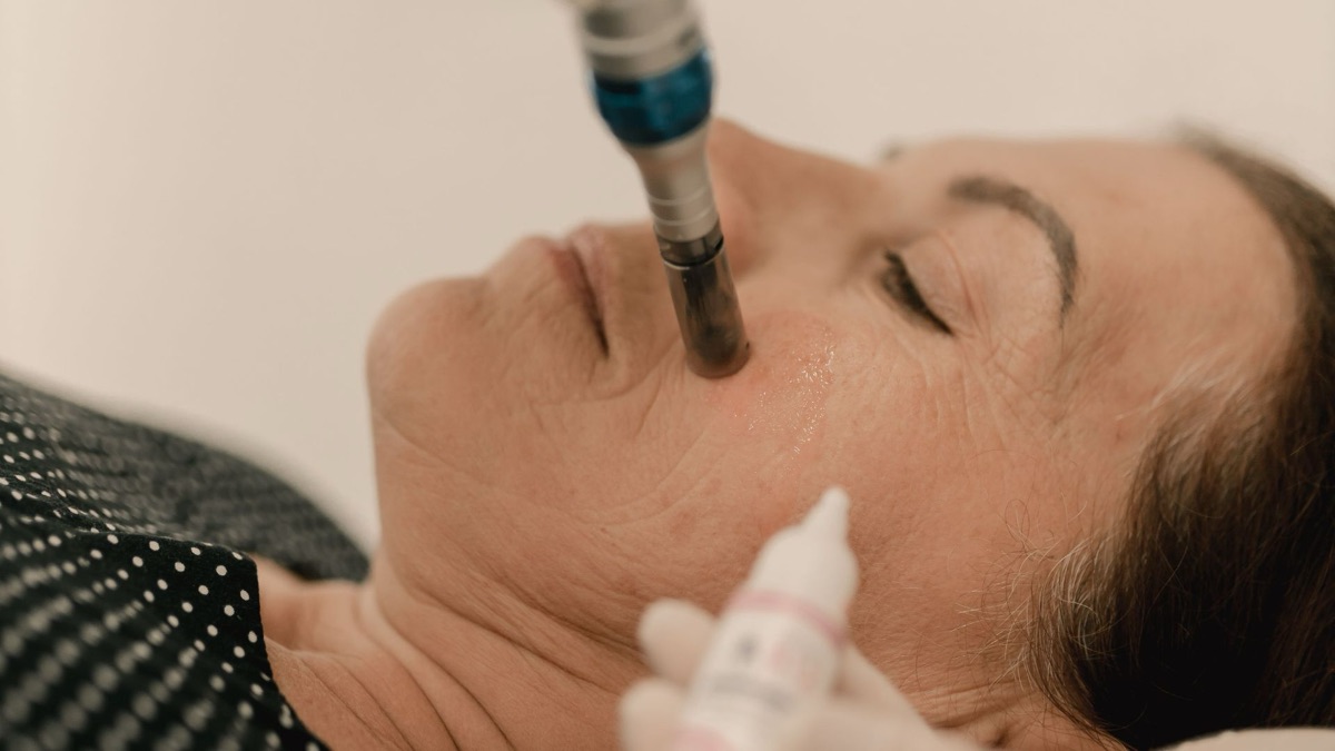 5 Signs You Need To See A Dermatologist