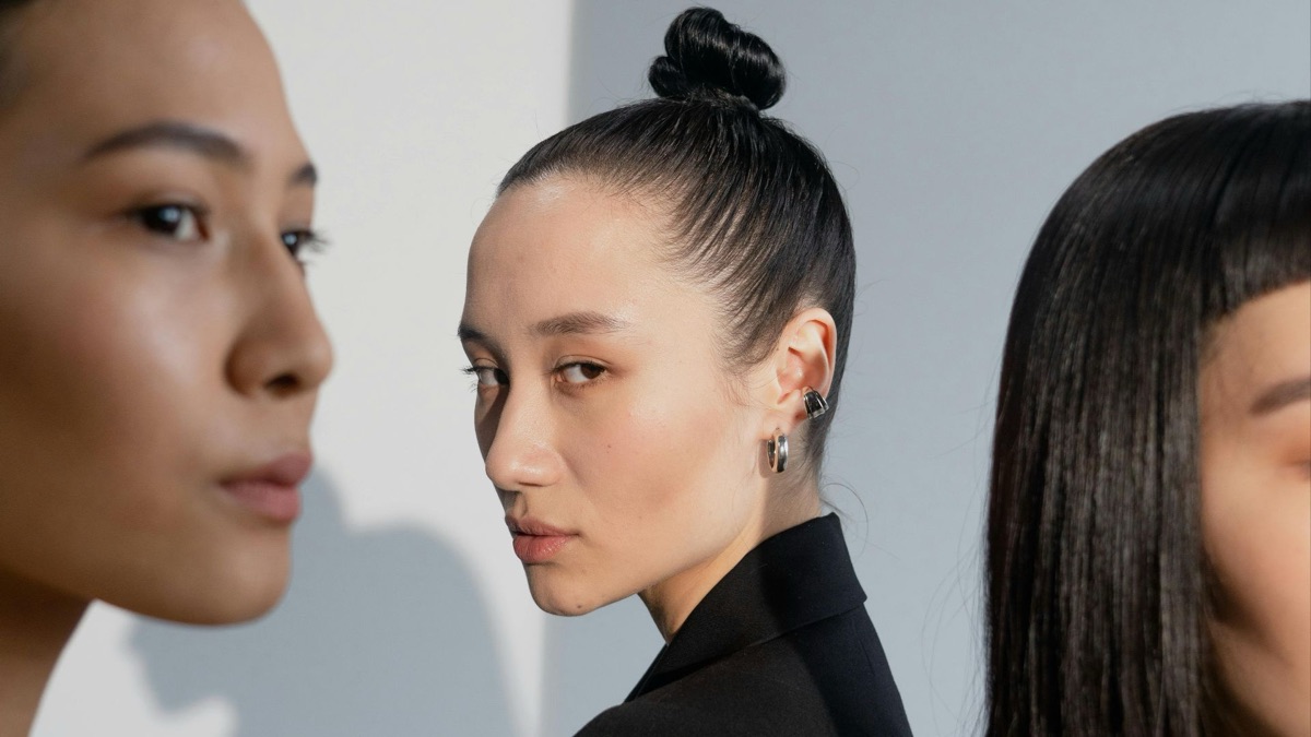 5 Ways You Unknowingly Damage Your Hair